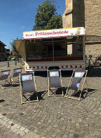 David's Frittenschmiede outside