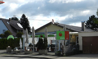 Il Pomodoro Gaststätte outside