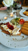 Das Schnitzelhaus Im Erzgebirge food