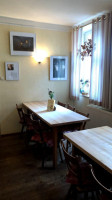 Vinum Valentin inside