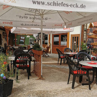 Schiefes Eck outside