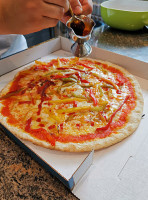 Pizza Etna food