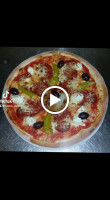 Sadeq Pizzeria food