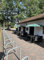 Gasthaus Am Sportplatz, Zeuthen outside