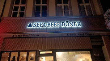 Sefa Beef Doener outside