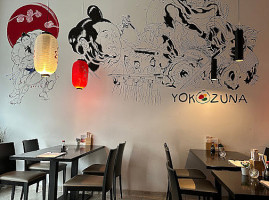 Yokozuna Sushi inside