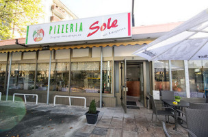 Pizzeria Sole outside