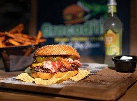 Crocodiles Burger food