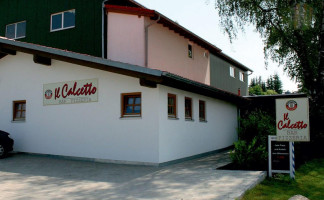 Pizzeria Il Calcetto outside