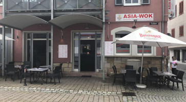 Asia-wok outside