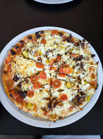 Pizza Grill Tunc food