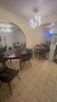 Emek Doener 2 Zellingen inside