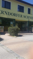 Berndorfer Schnitzlplatz'l outside