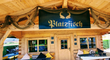 Platzfisch Das Chalet outside