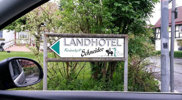 Landhotel-ferienhof Schneider outside