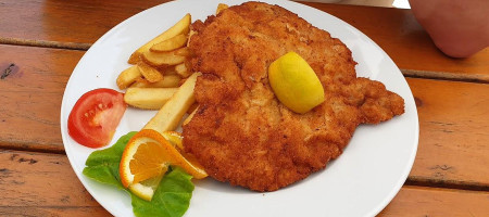 Diana’s Schnitzel Stoebli food