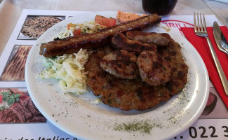 Prizreni Grill food