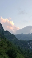 Murgseehuette (berggasthaus Murgsee) outside