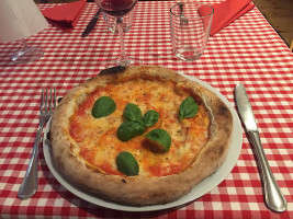 Pizzeria Trattoria Inpastando food