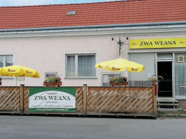 Gasthaus Zwa Weana outside