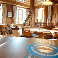 Gasthof zur Post - Oberwirt inside