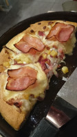 Pizza Hut Foetz food