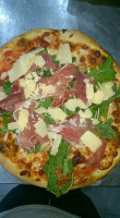 Vesuvius Pizzeria &take Away food