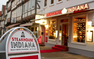 Steakhouse Indiana outside