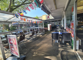 Döner Kebap Am Spichernplatz outside