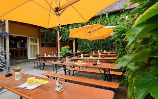 Lindenbräu outside