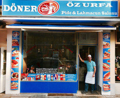 Döner Öz Urfa outside