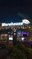 Warehouse Burgers outside