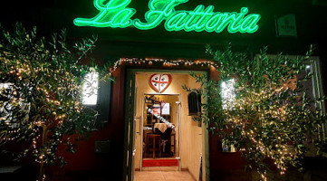 Ristorante La Fattoria outside