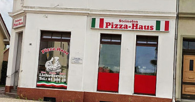 Pizza Haus Pizzaheimlieferservice outside