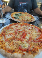 Pizzeria Etna food