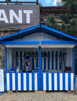 Absolut Beach outside