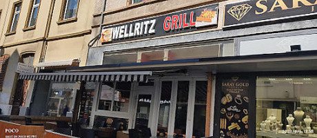 Wellritz Grill outside