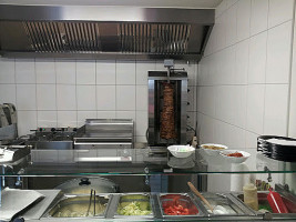 Kosta's Gyros inside