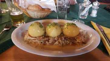 Heurigen-Schreiberhaus food