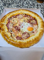 Cäsars Schnitzel Pizza food