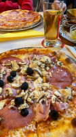 Pizzeria Mamma Mia food