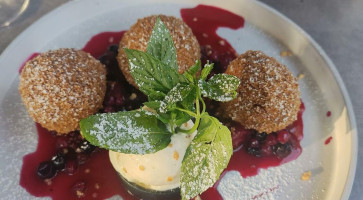 Siegls Pub Am Hauptplatz food