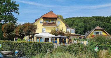 Gasthaus Zur Plainlinde outside