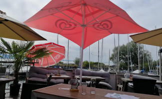 Cafe- Alte Fahre outside