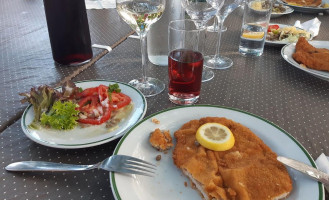 Heuriger Weinbau Zur Langen Sonne Winzerfamilie Köstler food