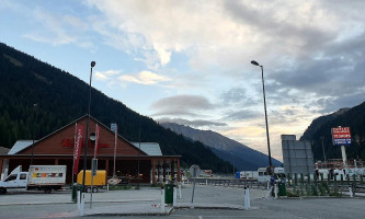 Rosenberger GmbH - Autobahnrestaurant Brenner outside