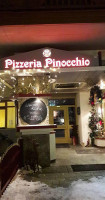 Pizzeria Pinocchio outside