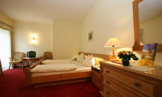 Ferienhotels Alber Alm inside