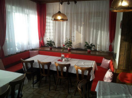 Gasthaus Adamcsak inside