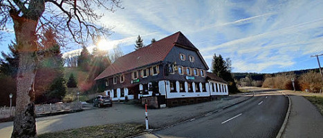 Landgasthof Pension Engel outside